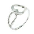 China Großhandel 925 Sterling Silber / Kupfer / Edelstahl Kostüm Schmuck als Geschenk Mode Ring für Hochzeit (R10399)